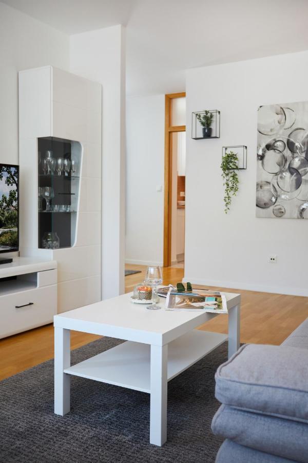 Spacious 2Bdr Apartment Near Business District Zagreb Dış mekan fotoğraf